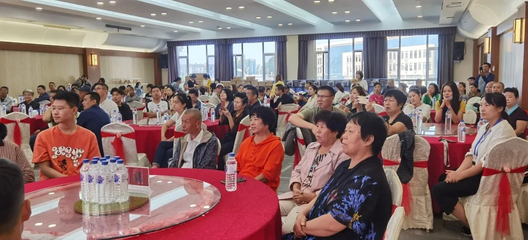 dcbox小金库药业第四届感恩节(图3)